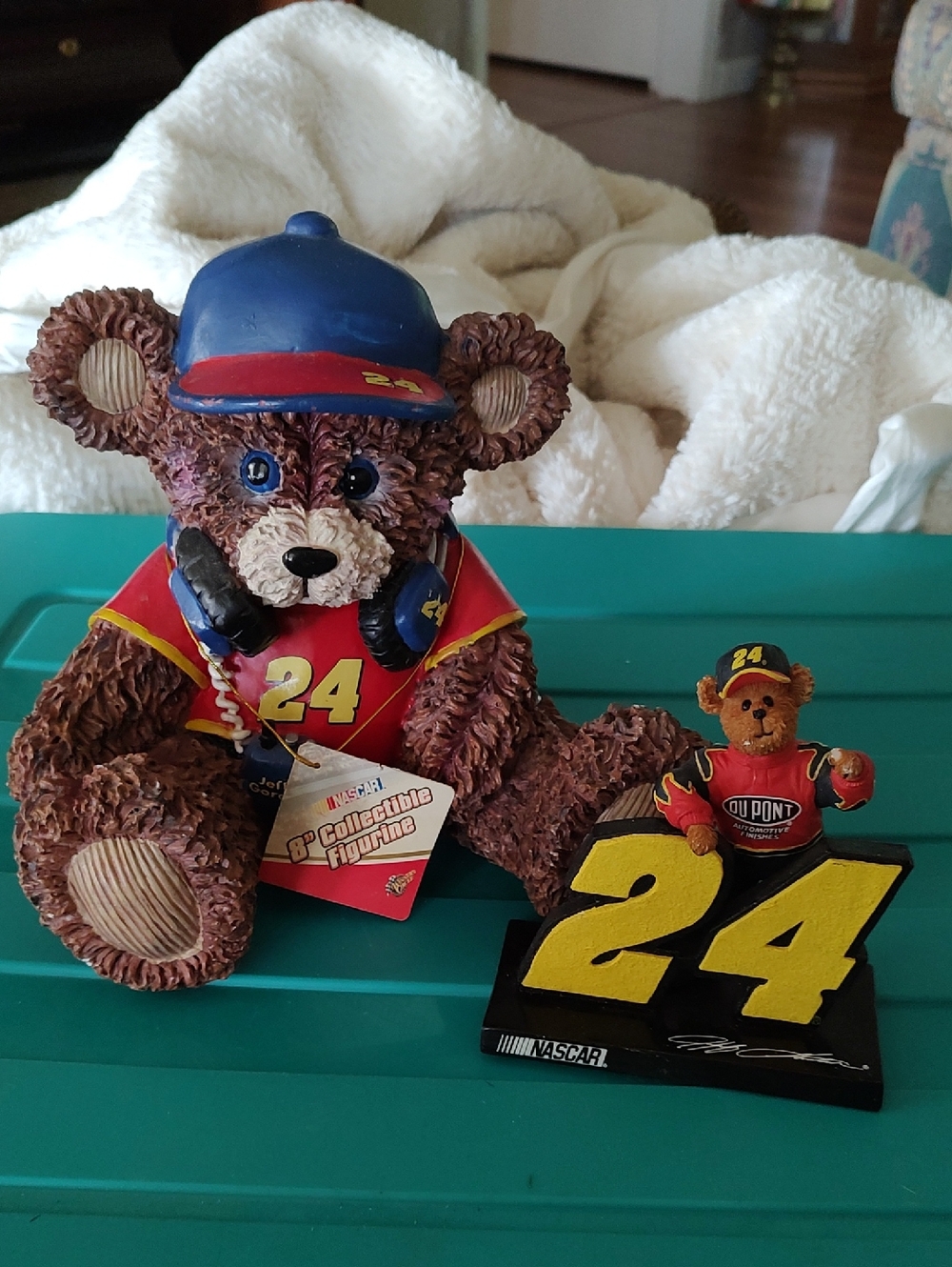 #24 Bear Racing Figurines